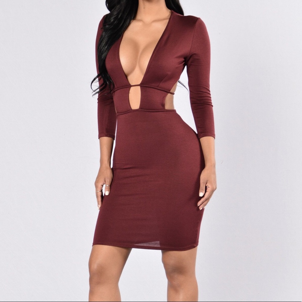 Fashion nova Retention Dress - Burgundy